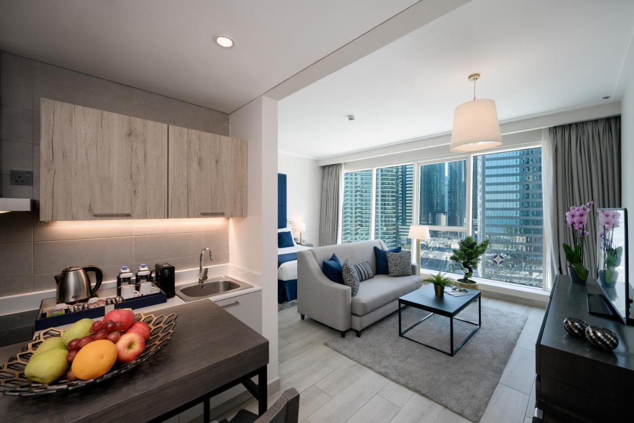 Centara West Bay Hotel & Residences Doha Exterior photo