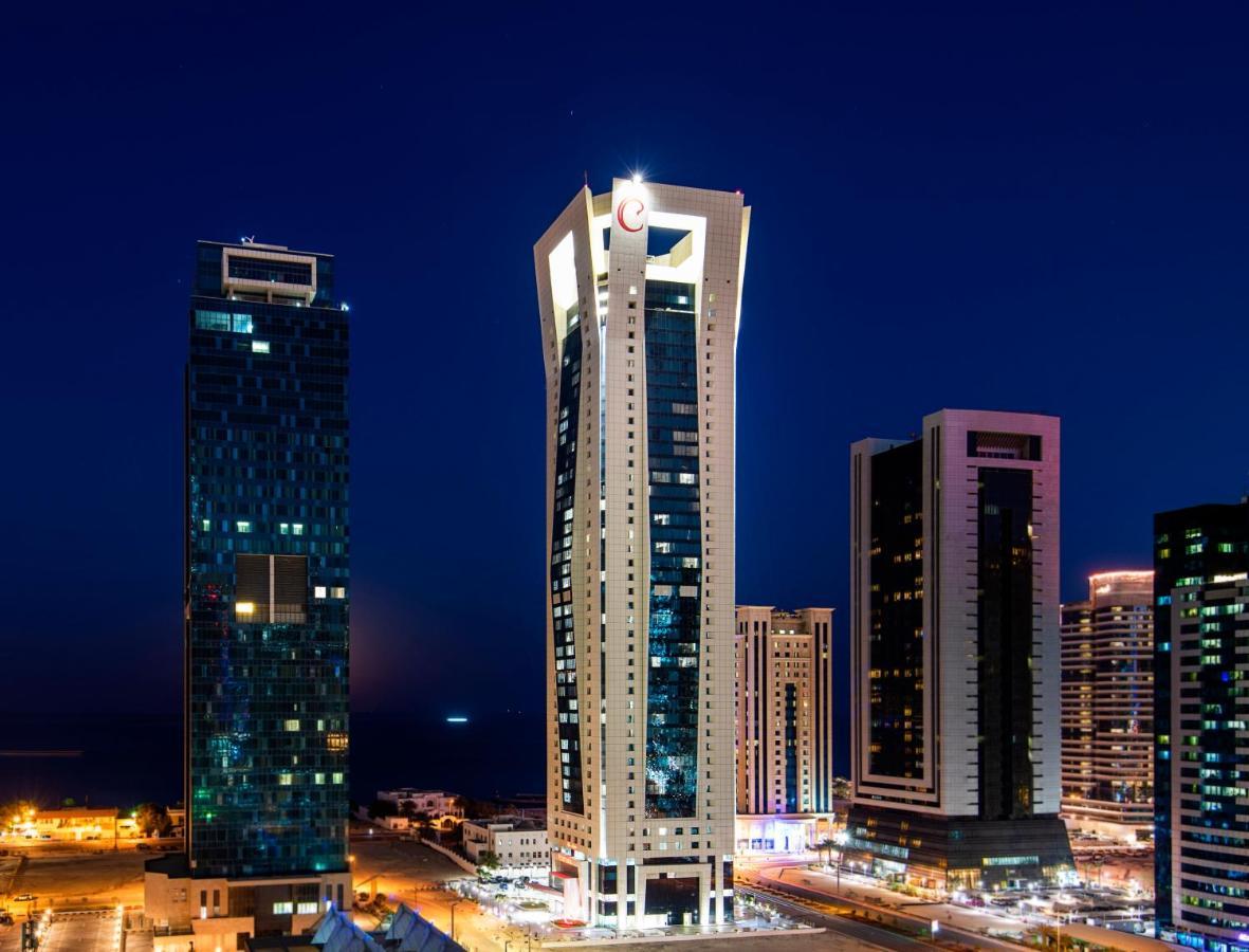 Centara West Bay Hotel & Residences Doha Exterior photo The Torch Doha