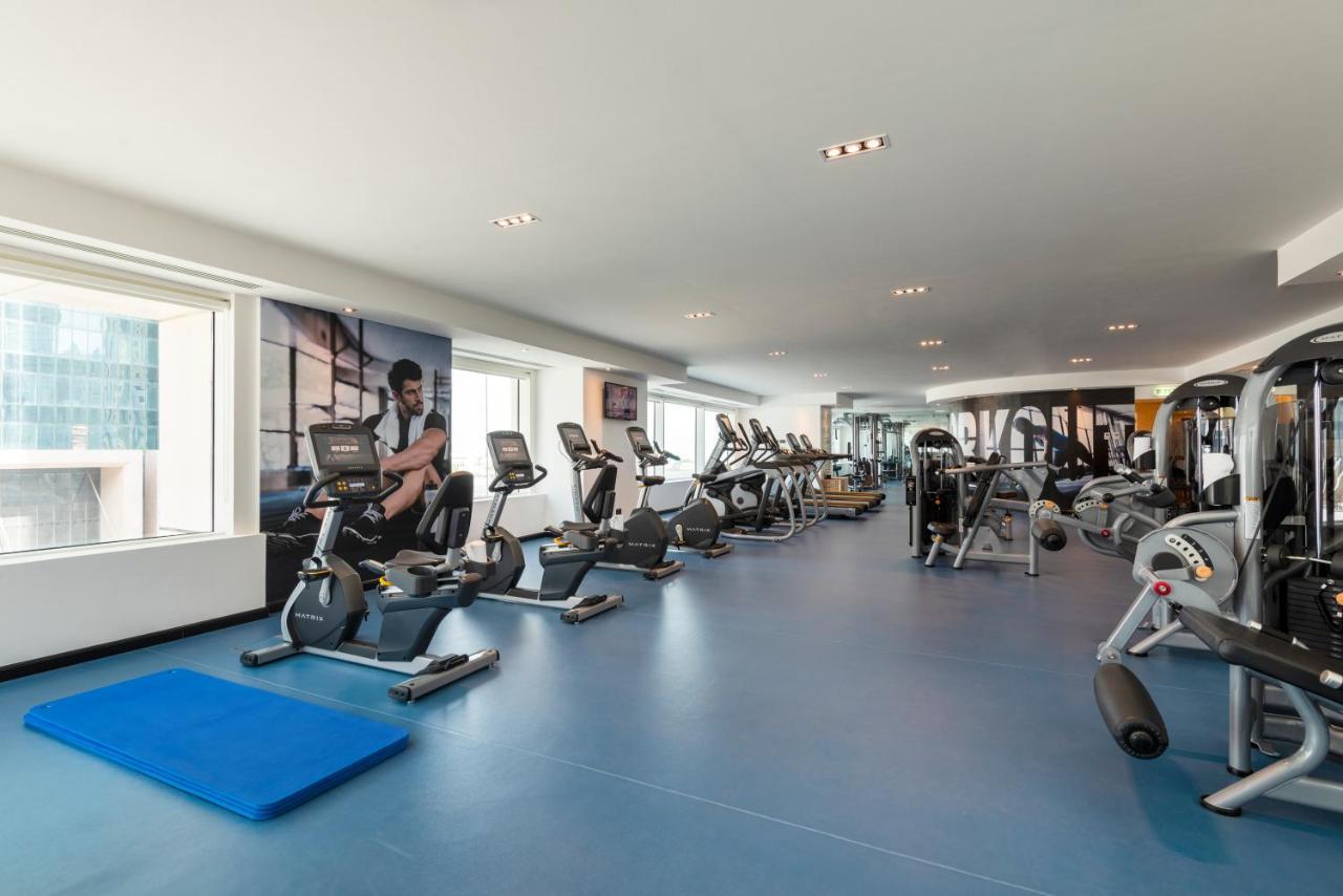 Centara West Bay Hotel & Residences Doha Exterior photo The gym at the hotel